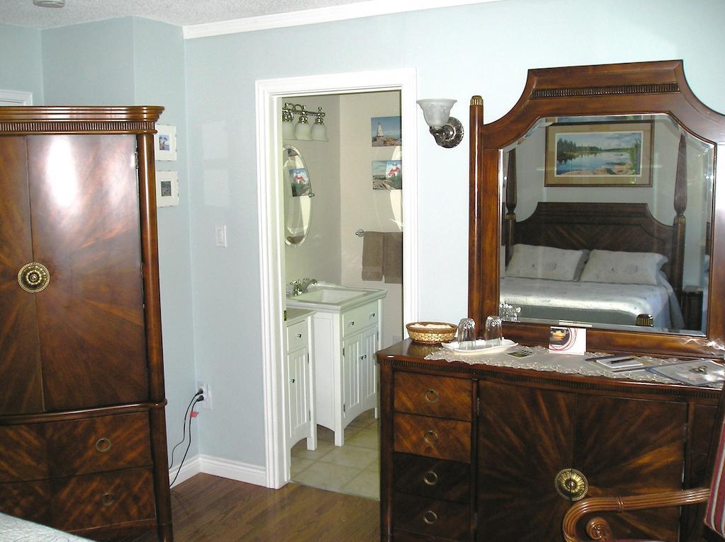 Bed & Breakfast Tucked The Harbour Victoria Harbour