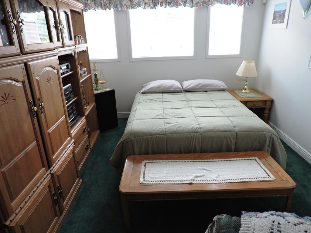 Bed & Breakfast Tucked The Harbour 4*