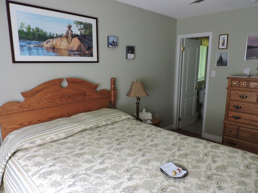 Tucked The Harbour Bed & Breakfast 4*